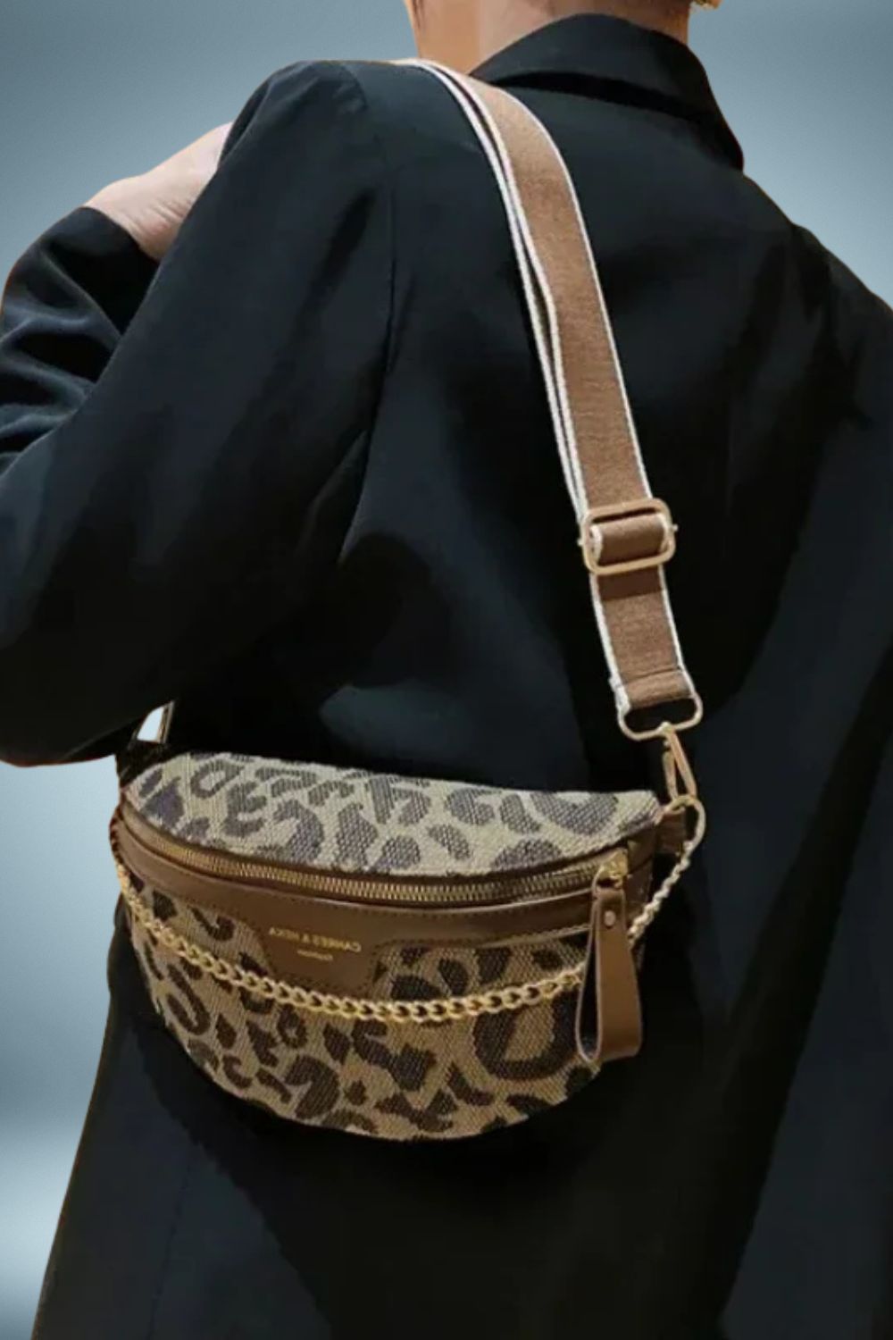 Sac a Main Style Banane 2